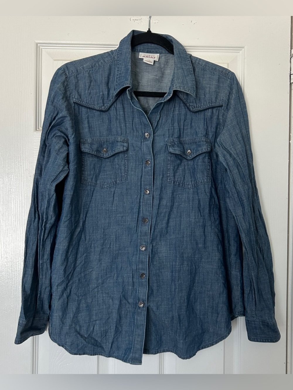 Ariat women’s denim western rodeo button down top